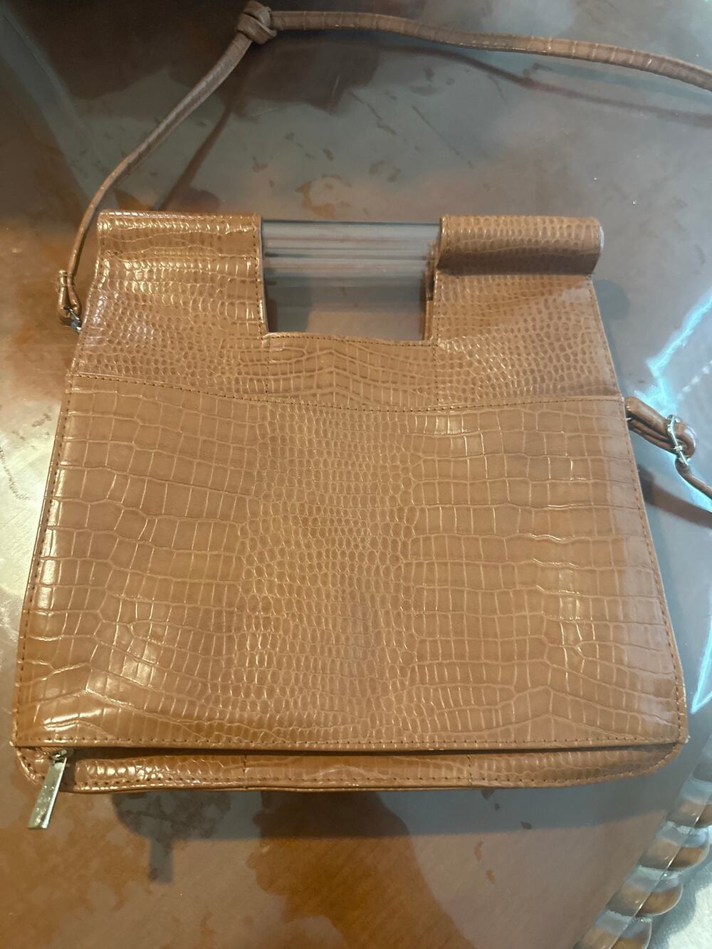 BÉIS Tan Croc Embossed Crossbody Bag Clear Acrylic Top Handle